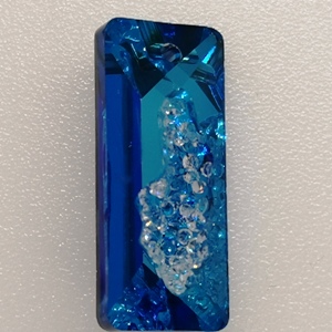 Rectangle Crystal Pendant Bermuda Blue
